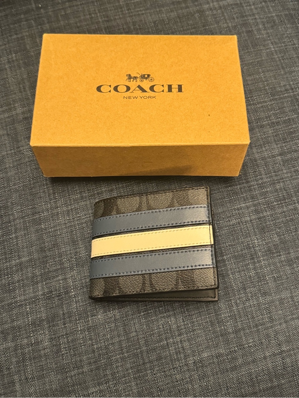 Coach Men’s Leather 3 in 1 Wallet with Varsity Stripe New In Box with Tags